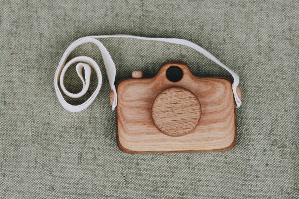 Wooden camera on strap photography toy children tateplota