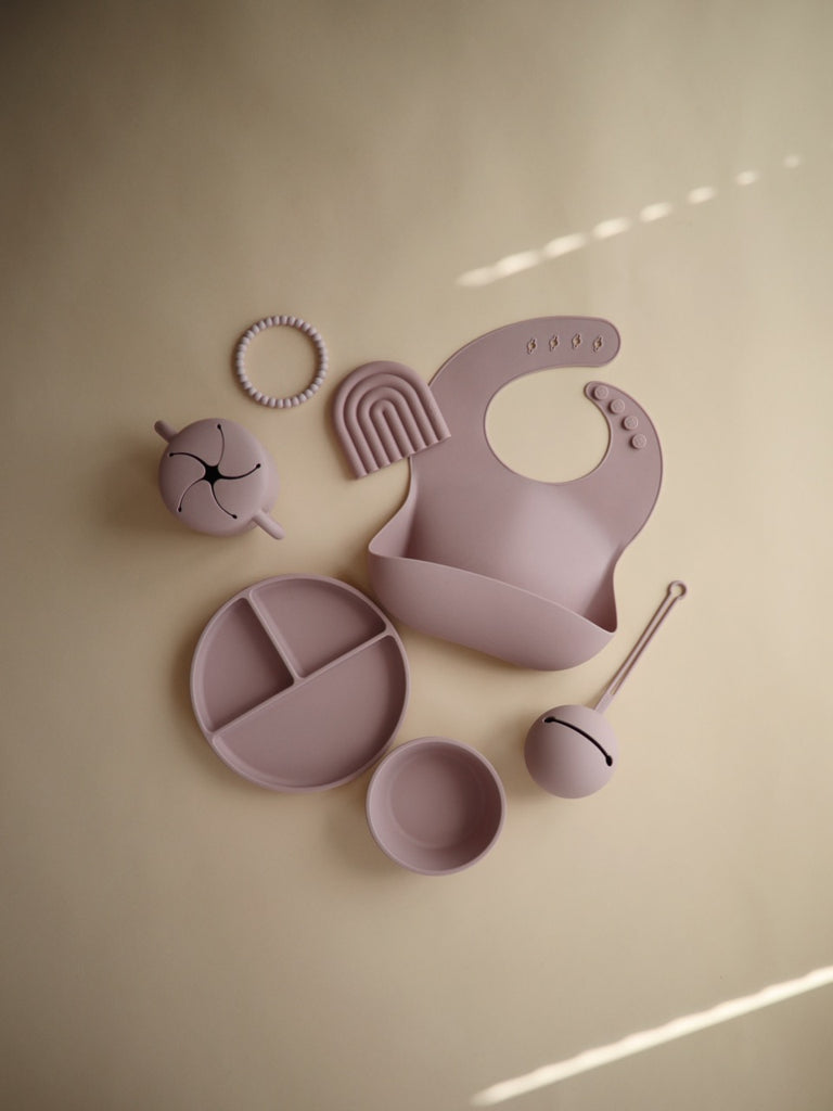 Mushie silicone baby bib pocket pale mauve purple meal time baby led weaning toddler plate bowl fork spoon