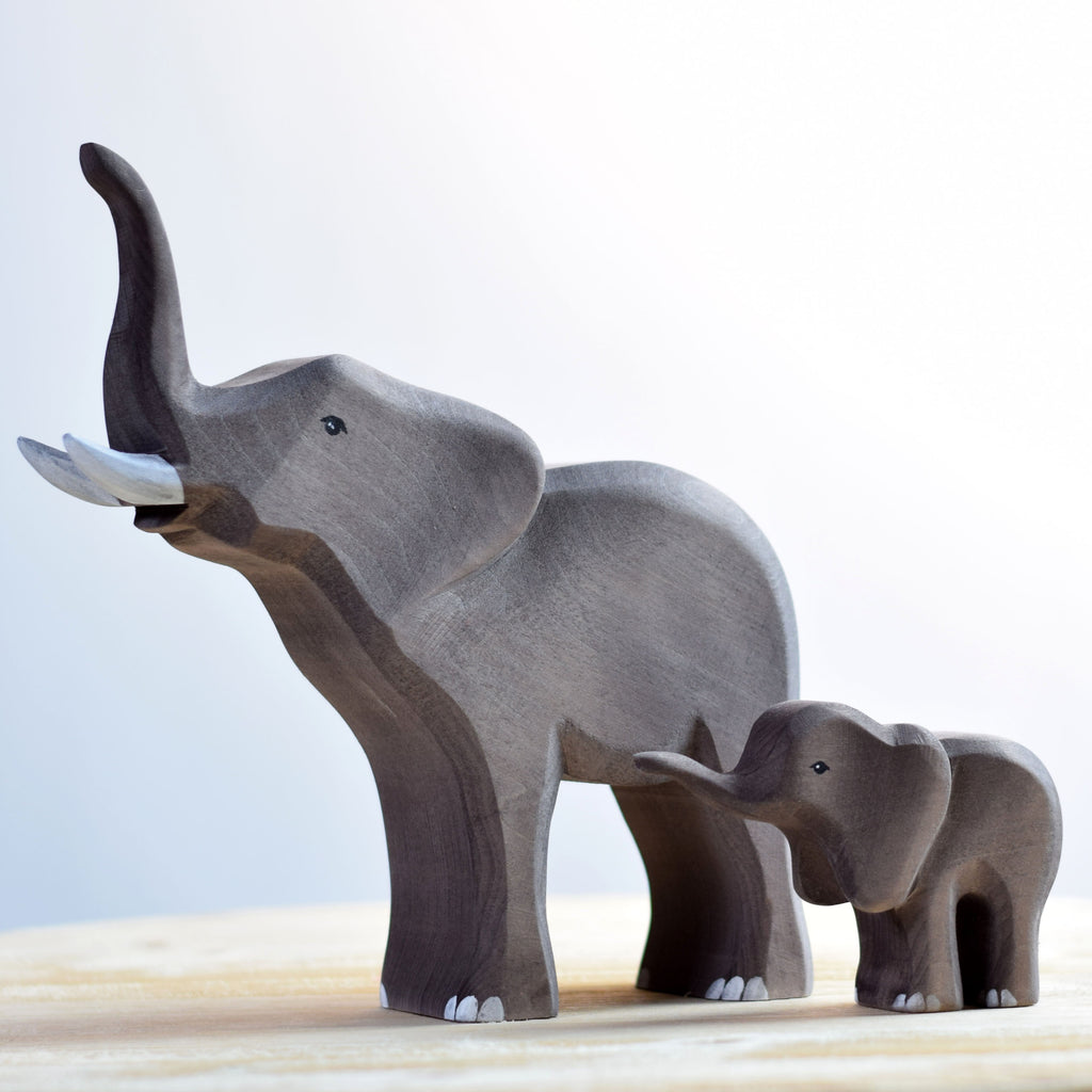 Wooden elephant adult calf baby kids children toy