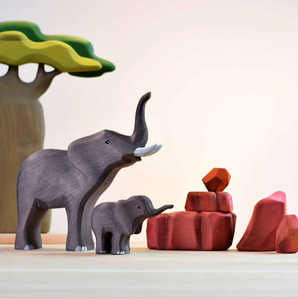 Wooden elephant adult calf baby kids children toy