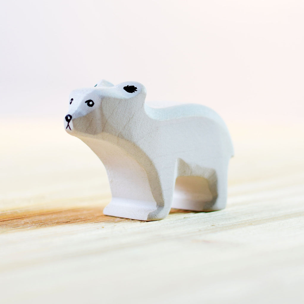 Polar bears ice floe north pole south pole toy holztiger ostheimer toy children kids winter